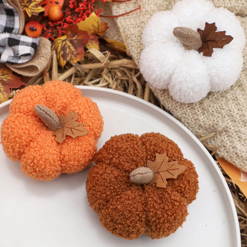 ตุ๊กตาฟักทองขนปุย ของตกแต่งฮาโ - Home Decor Halloween บทวิจารณ์และราคา