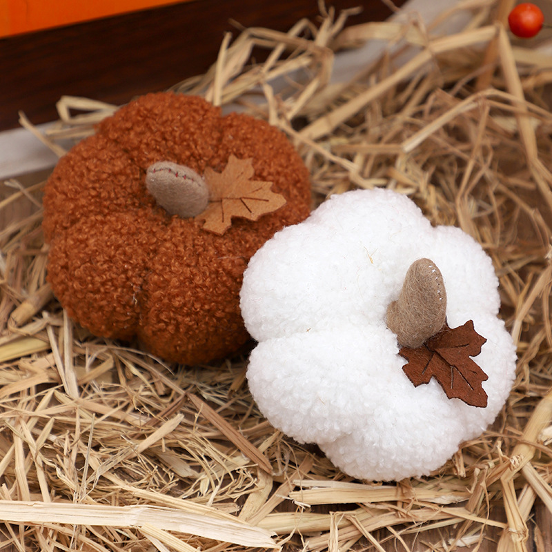 ตุ๊กตาฟักทองขนปุย ของตกแต่งฮาโ - Home Decor Halloween บทวิจารณ์และราคา