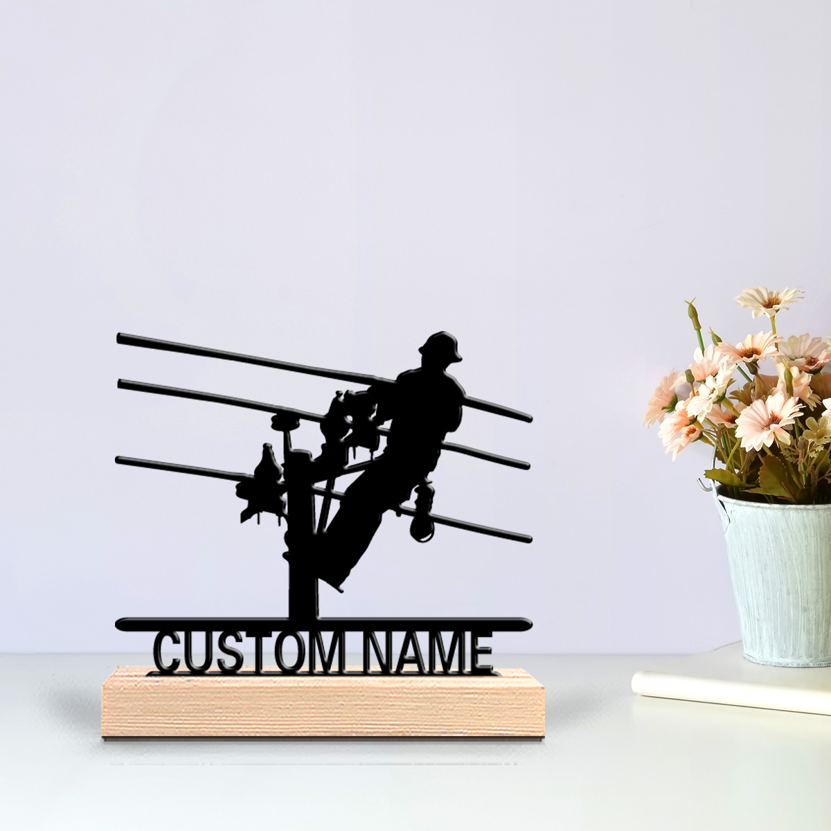 รูปปั้นช่างไฟฟ้าโลหะแบบกำหนดเอ - Home Decor Halloween บทวิจารณ์และราคา